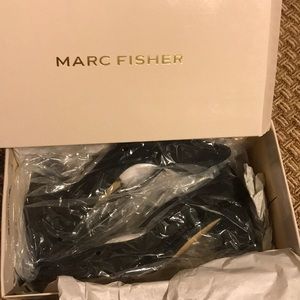 Marc Fisher Caitlin pump